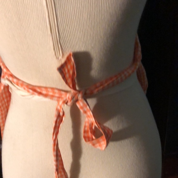 Homemade preteen size orange gingham embroidered apron/ llama/pockets - Picture 10 of 14